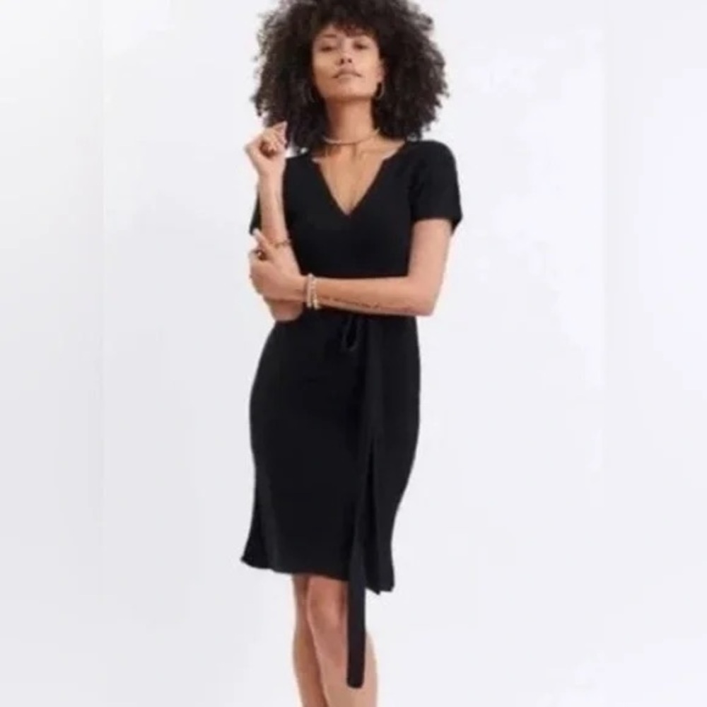 NEW Mersea Ixchel Knit Mini Dress V Neck Black Medium NO BELT NWT - Picture 3 of 9